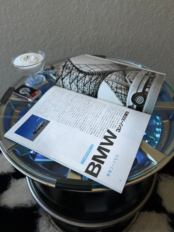 M Magazine hover image